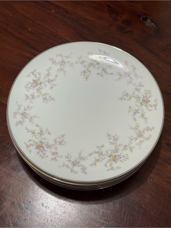 Noritake | Dining | Noritake Japan 582 Arlene White Porcelain Noritake | Dining | Noritake Japan 582 Arlene White Porcelain